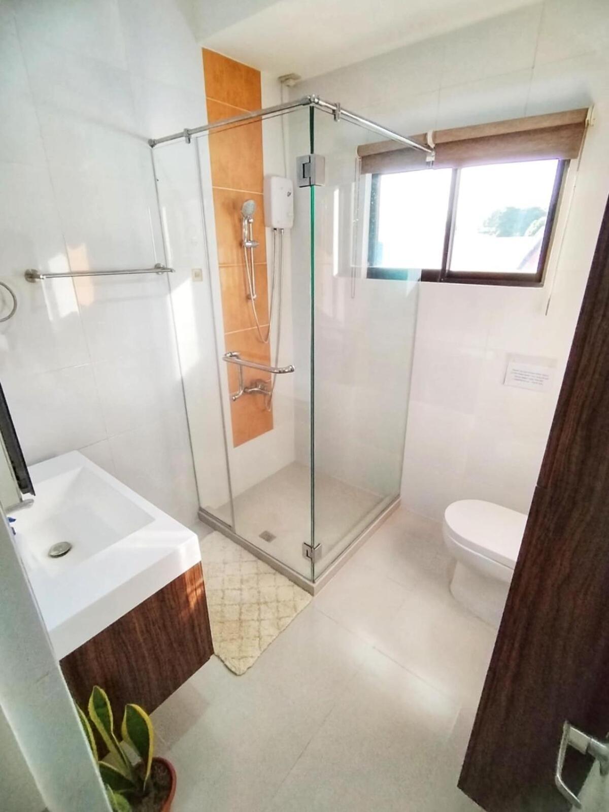 Noah's Crib For Families And Big Groups Cebu