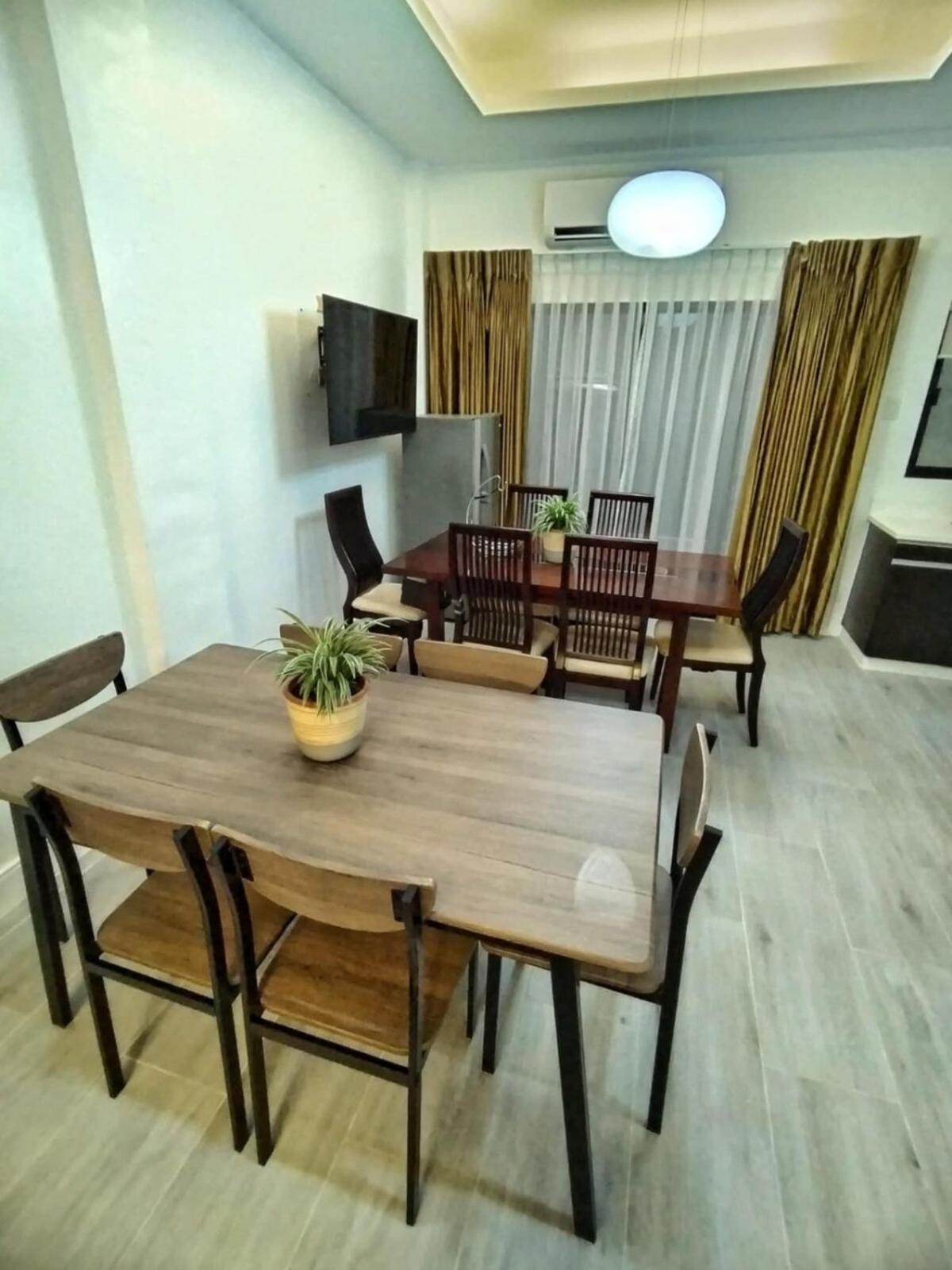 Bahay bakasyunan Noah's Crib For Families And Big Groups